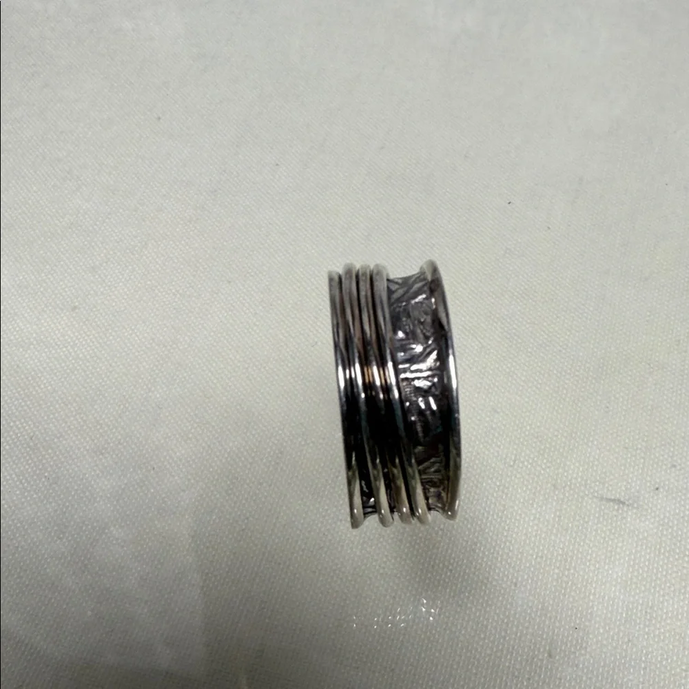 Sterling Silver D’joy Spinner Band Ring size 9 (Fidget Ring) UNISEX